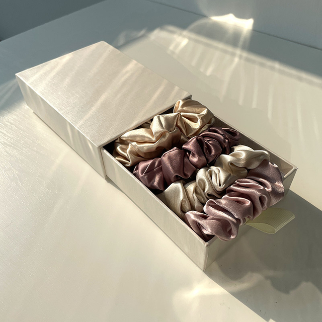 Glatt und hochwertig, ohne das Haar zu beschädigen, Haargummis aus 100 % Seide