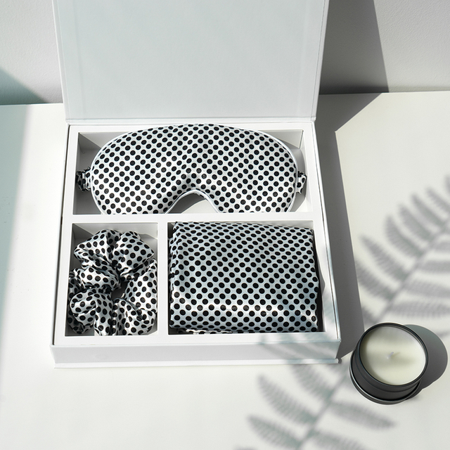 Fortschrittliches Hautpflege- und feuchtigkeitsspendendes Silk Sleep Kit